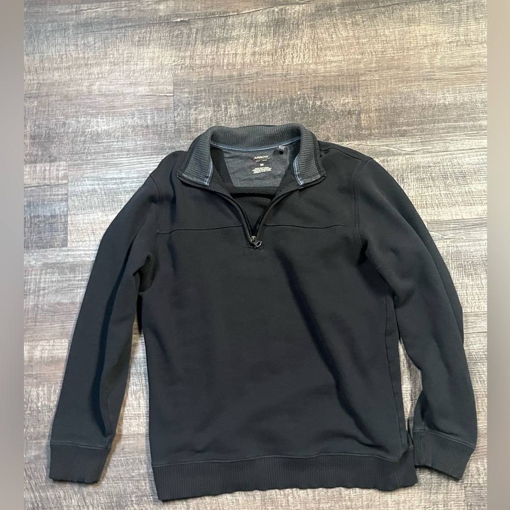 Arrow Men’s V-neck sweater